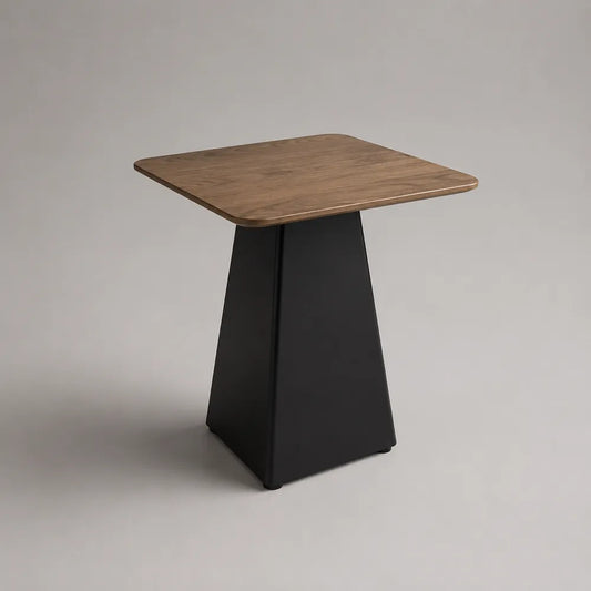 Tavolino da caffè quadrato in MDF effetto noce con base in acciaio nero 60 x 60 x 55 cm